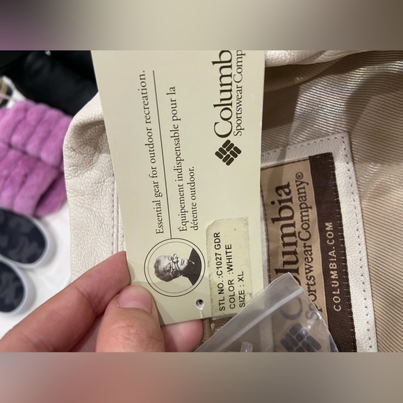 Columbia leather jacket size XL white - Picture 9 of 16